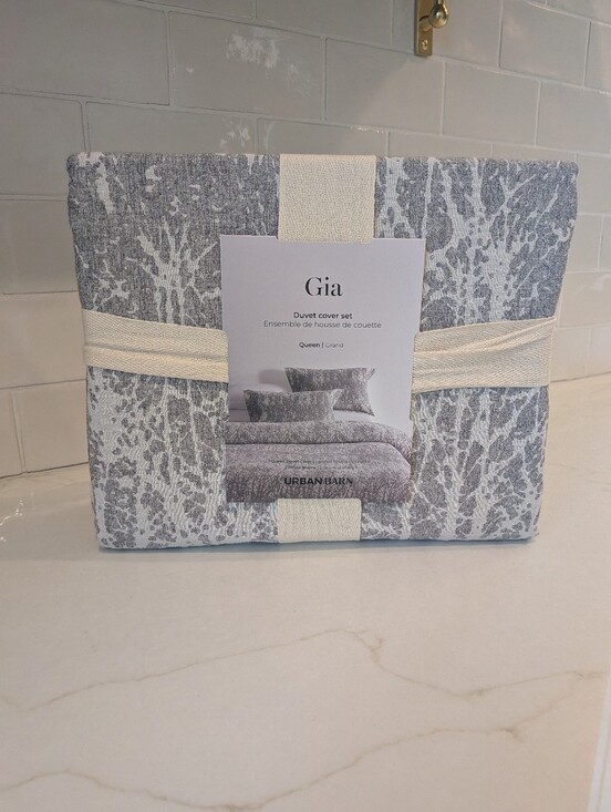 Urban Barn Other - Urban Barn Gia Cotton Duvet Set and Two Pillow Shams - Queen - BRAND NEW